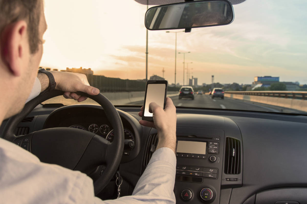 3 Types of Distracted Driving