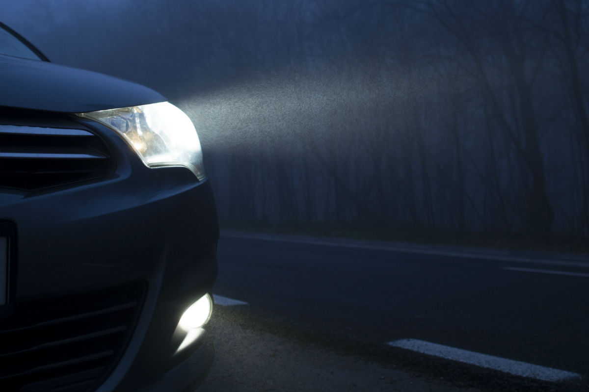 Accident Attorney Discusses Missouri Laws on the Use of Headlights