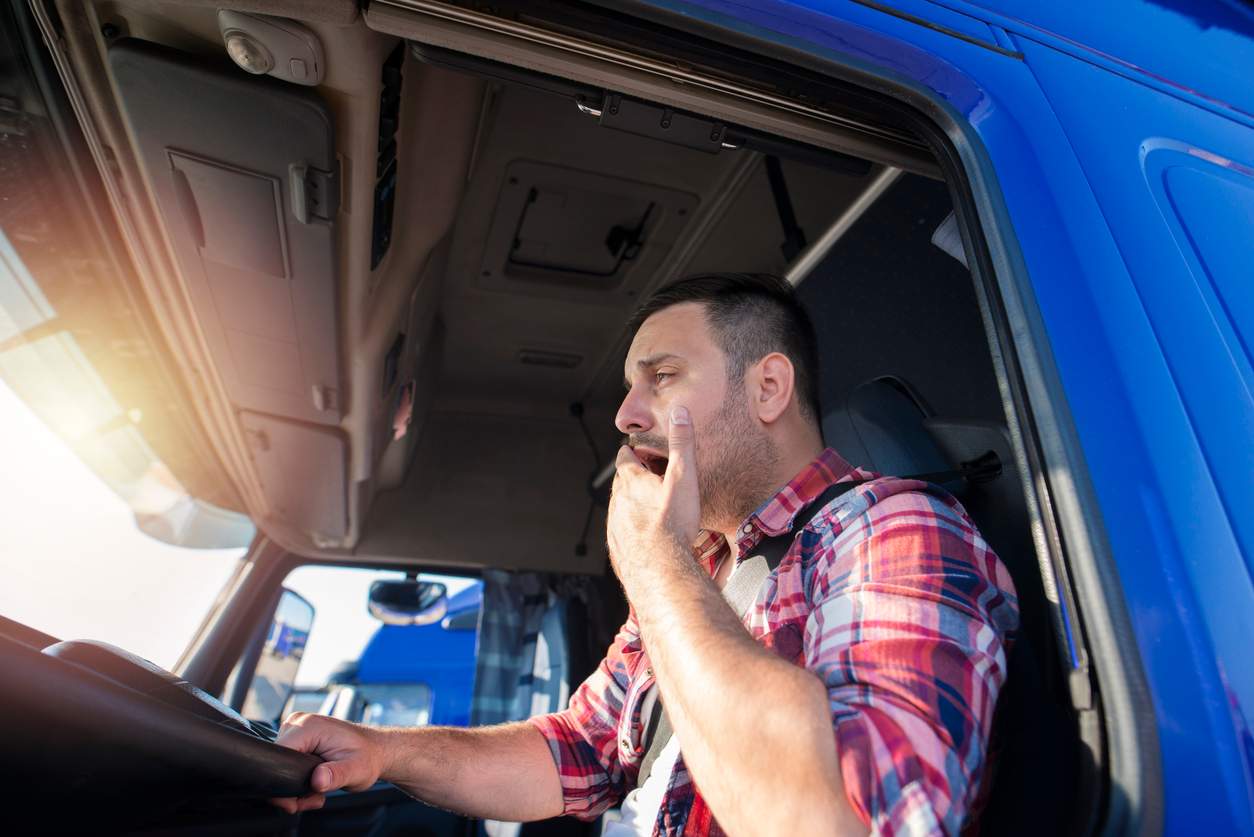 What Makes Drowsy Truck Drivers So Dangerous