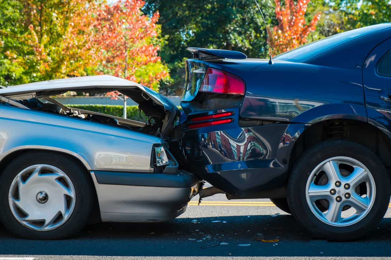 Rear End Collision in St. Louis - What To Do if You Are Injured